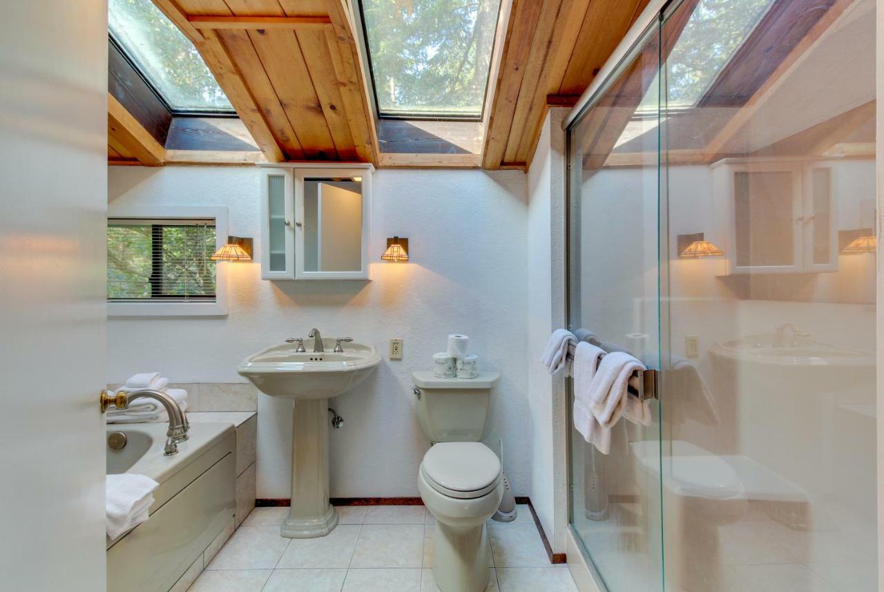 Lopez Island Hunter Bay Waterfront Home Экстерьер фото